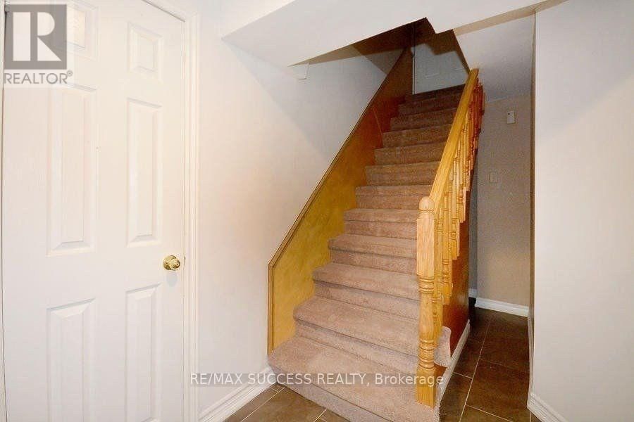 422 SILVERTHORNE CRESCENT Image 5