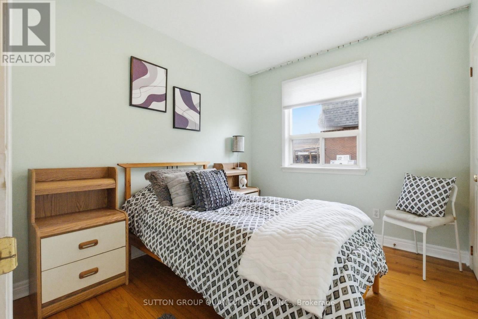 1257 ALEXANDRA AVENUE Image 20