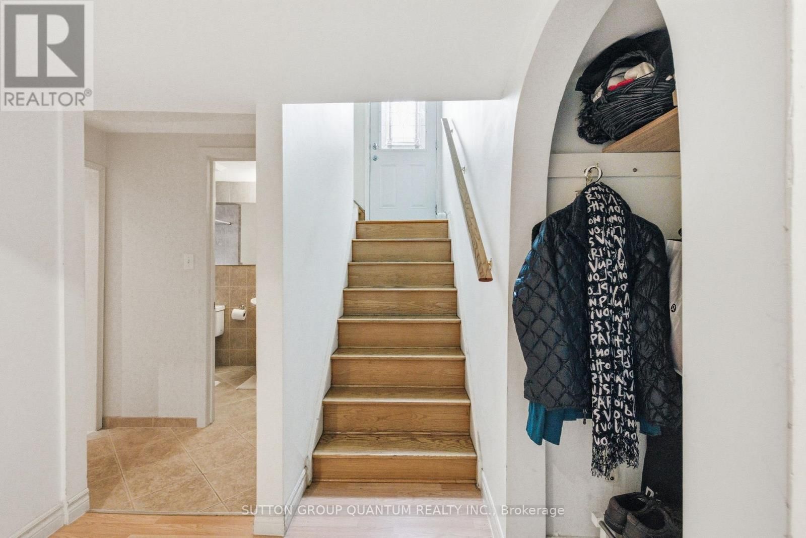 1257 ALEXANDRA AVENUE Image 24