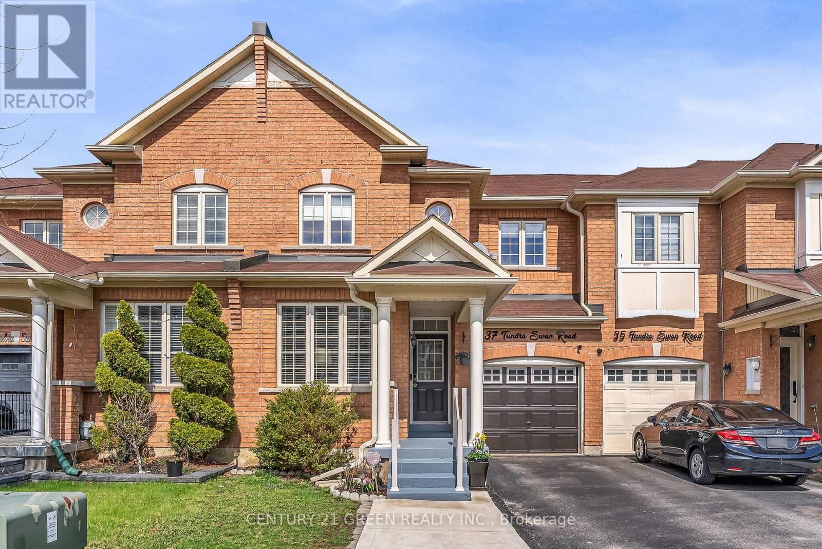 37 TUNDRA SWAN ROAD Image 1