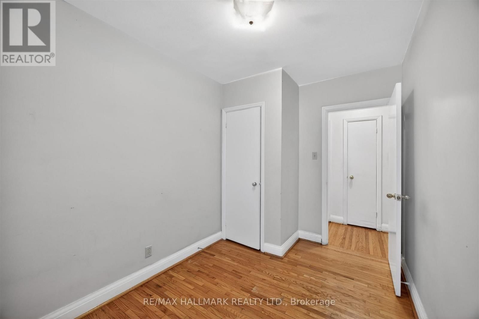 50 DORKING CRESCENT Image 20