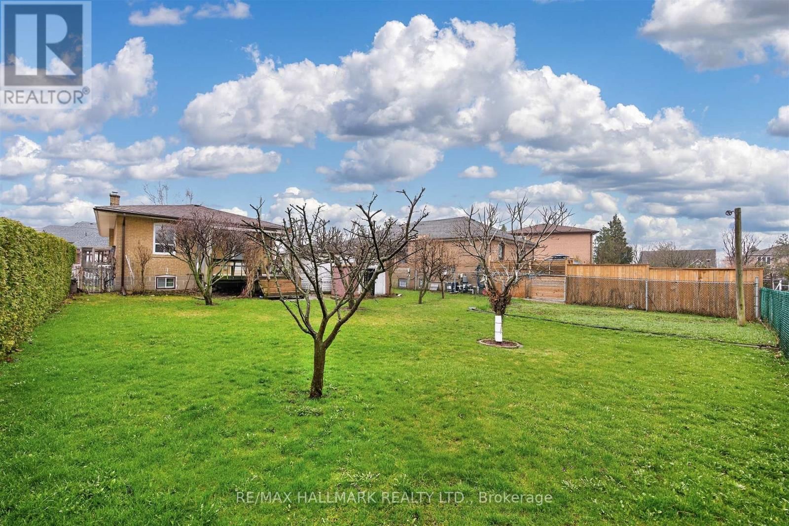 50 DORKING CRESCENT Image 36