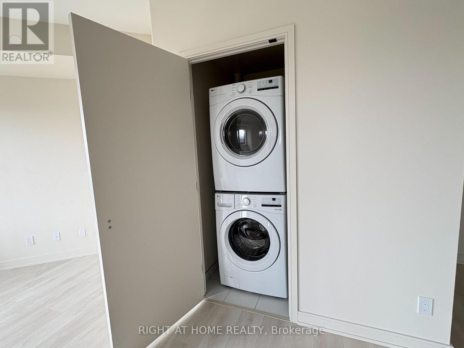 2307 - 8020 DERRY ROAD Image 14