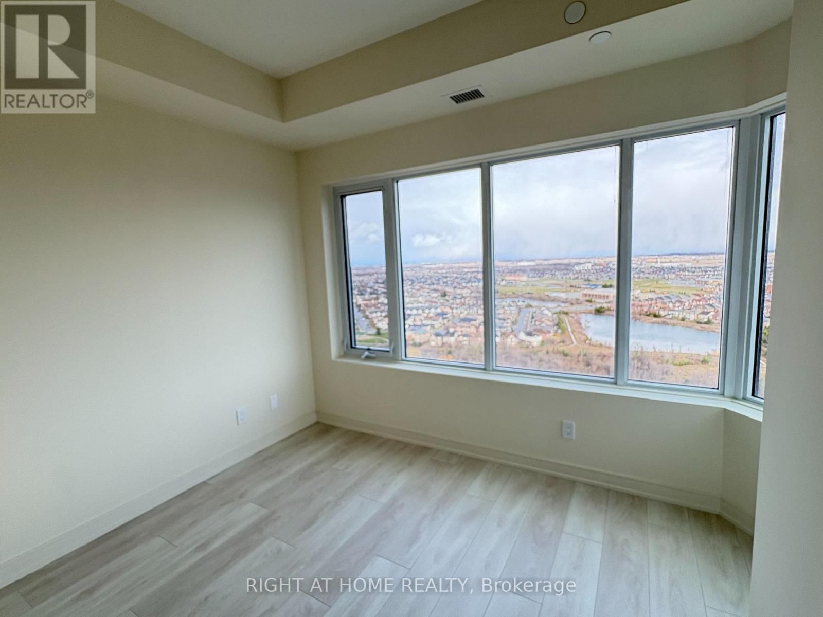 2307 - 8020 DERRY ROAD Image 7