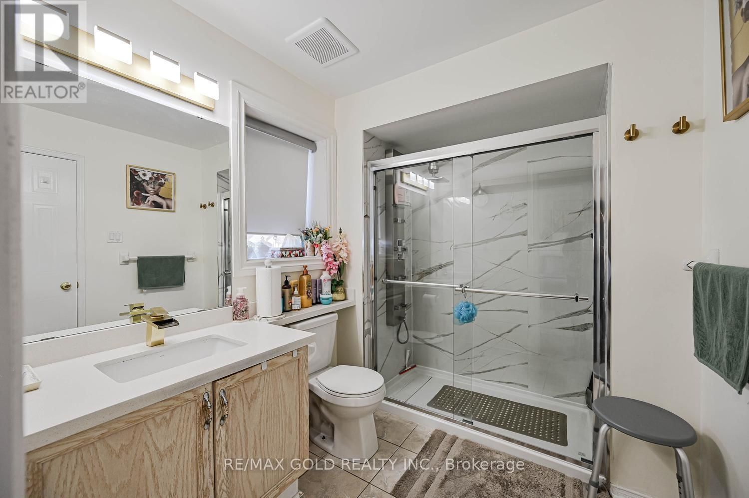 30 WICKSTEAD COURT Image 31