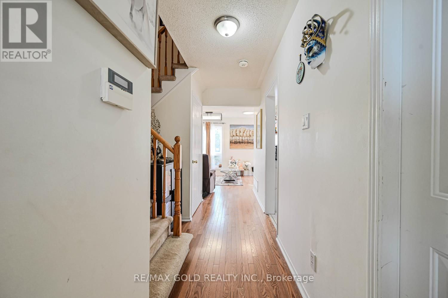 30 WICKSTEAD COURT Image 7