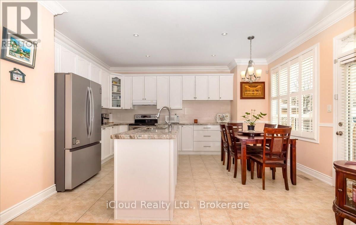 625 LAUGHREN CRESCENT Image 17