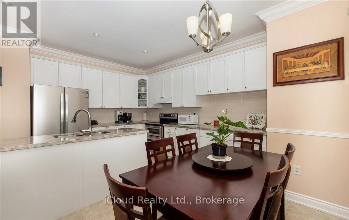 625 LAUGHREN CRESCENT Image 19