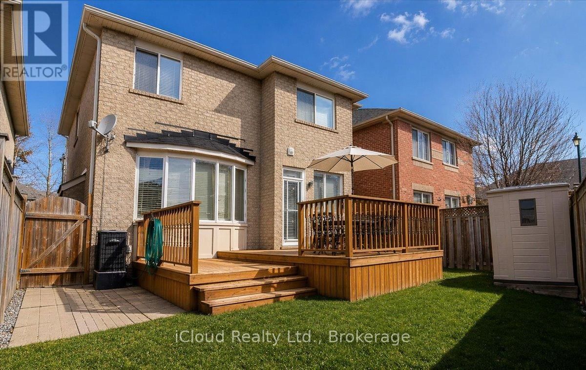 625 LAUGHREN CRESCENT Image 5