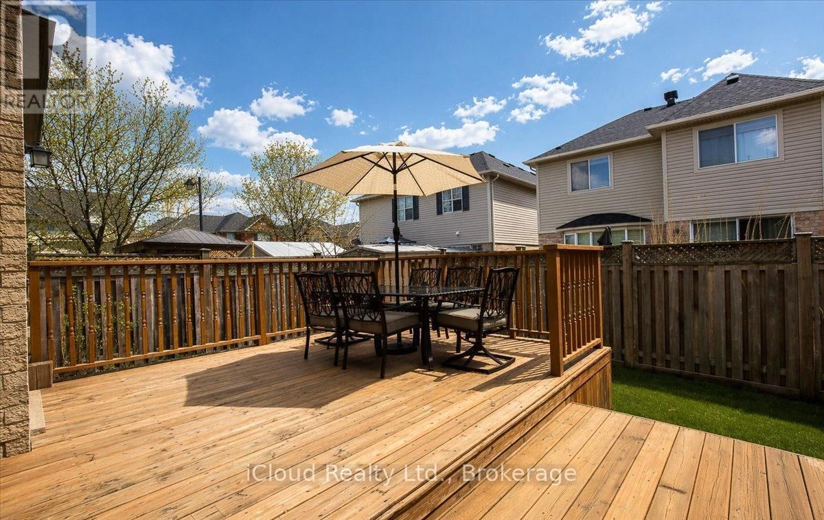 625 LAUGHREN CRESCENT Image 7