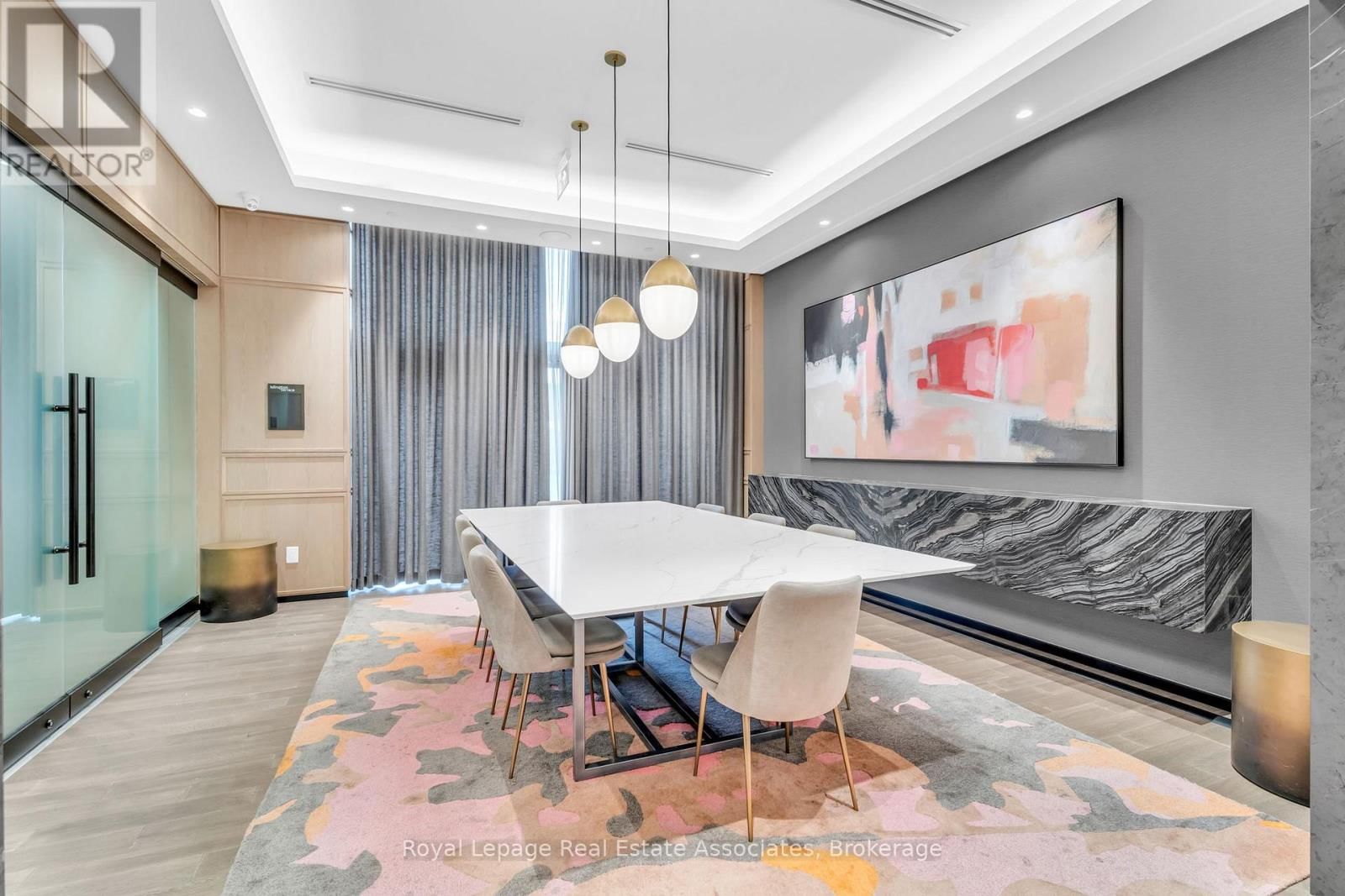 3110 - 7 MABELLE AVENUE Image 22