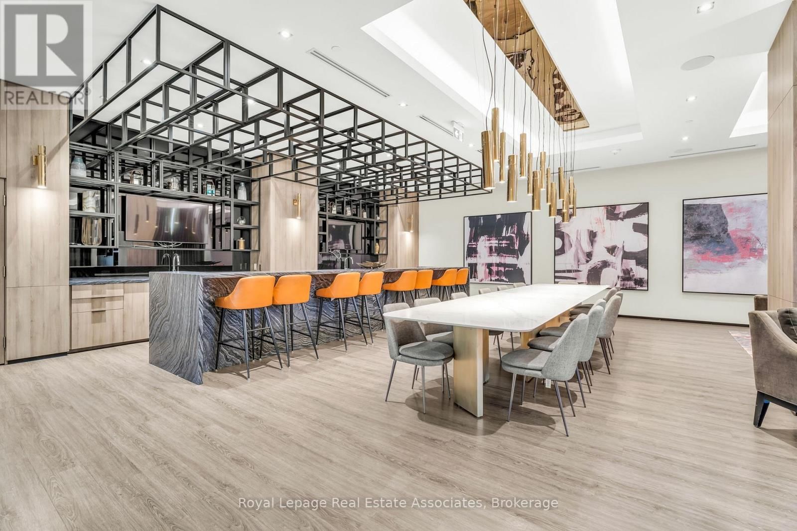 3110 - 7 MABELLE AVENUE Image 26