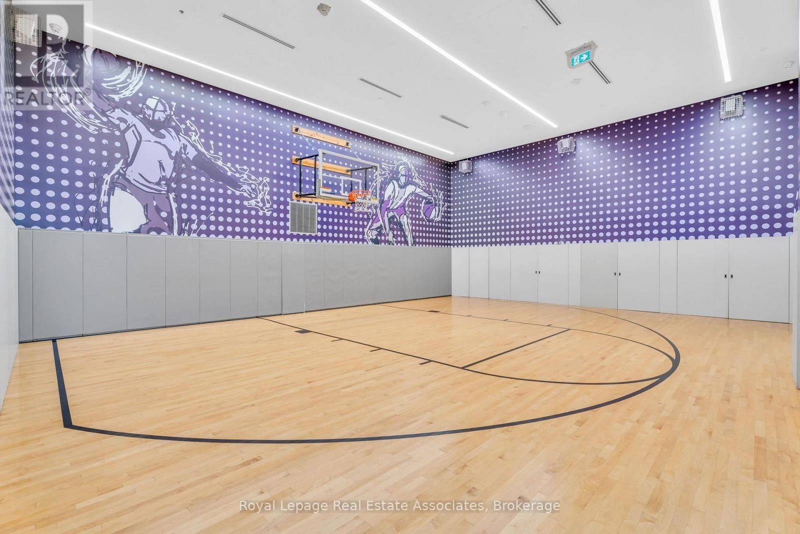 3110 - 7 MABELLE AVENUE Image 33