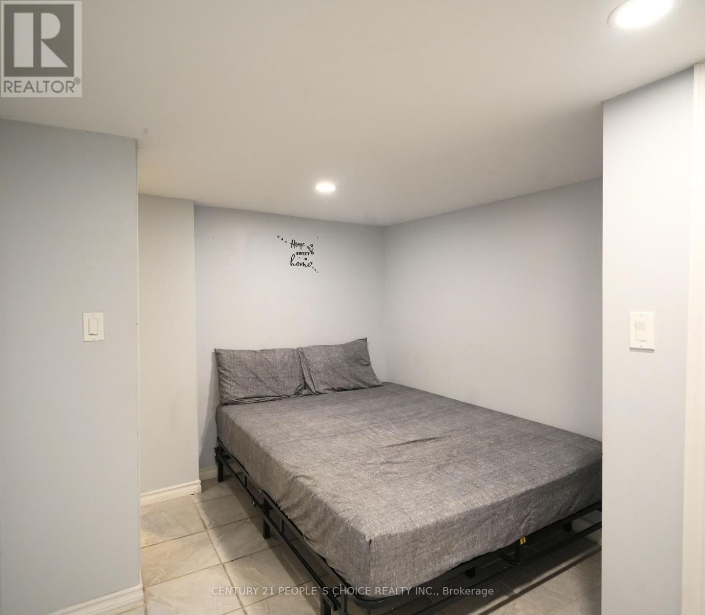 150 SPEARS STREET, TORONTO STREET Image 15