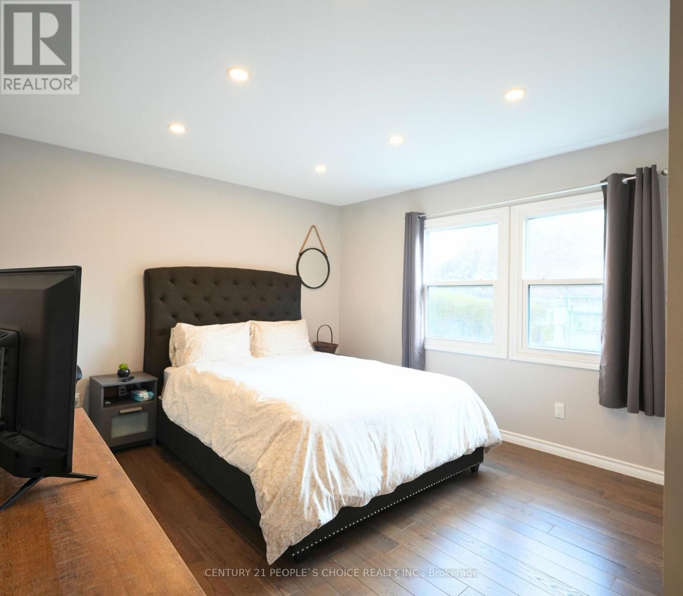 150 SPEARS STREET, TORONTO STREET Image 6