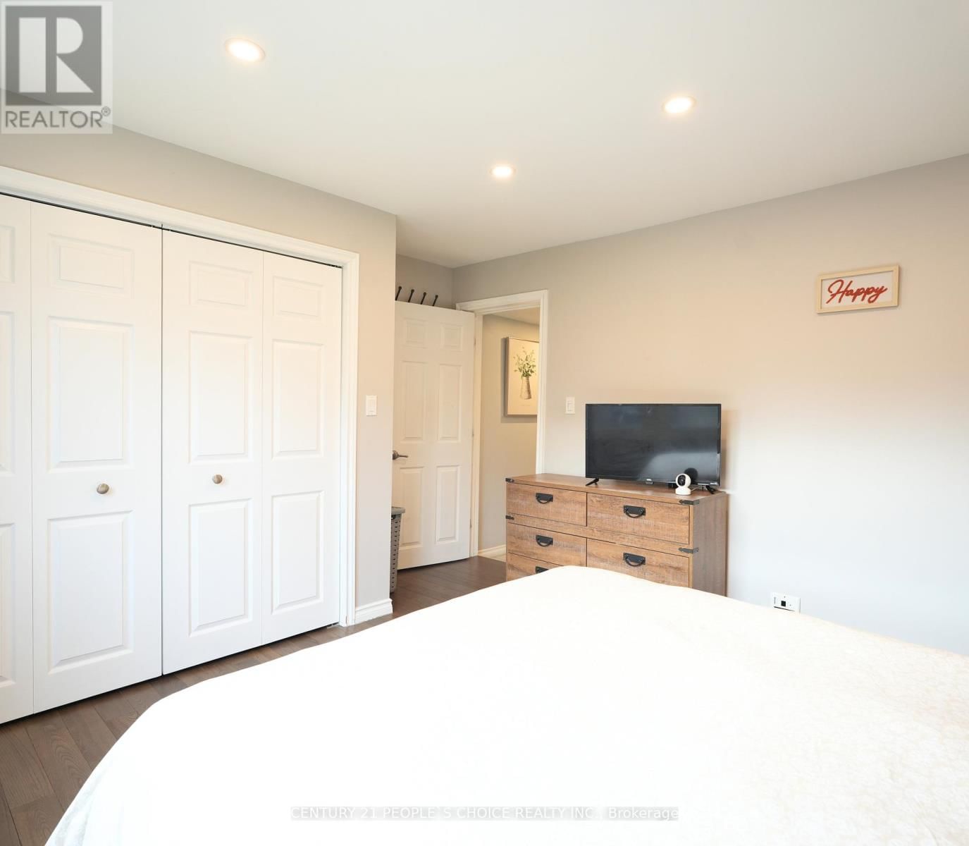 150 SPEARS STREET, TORONTO STREET Image 8