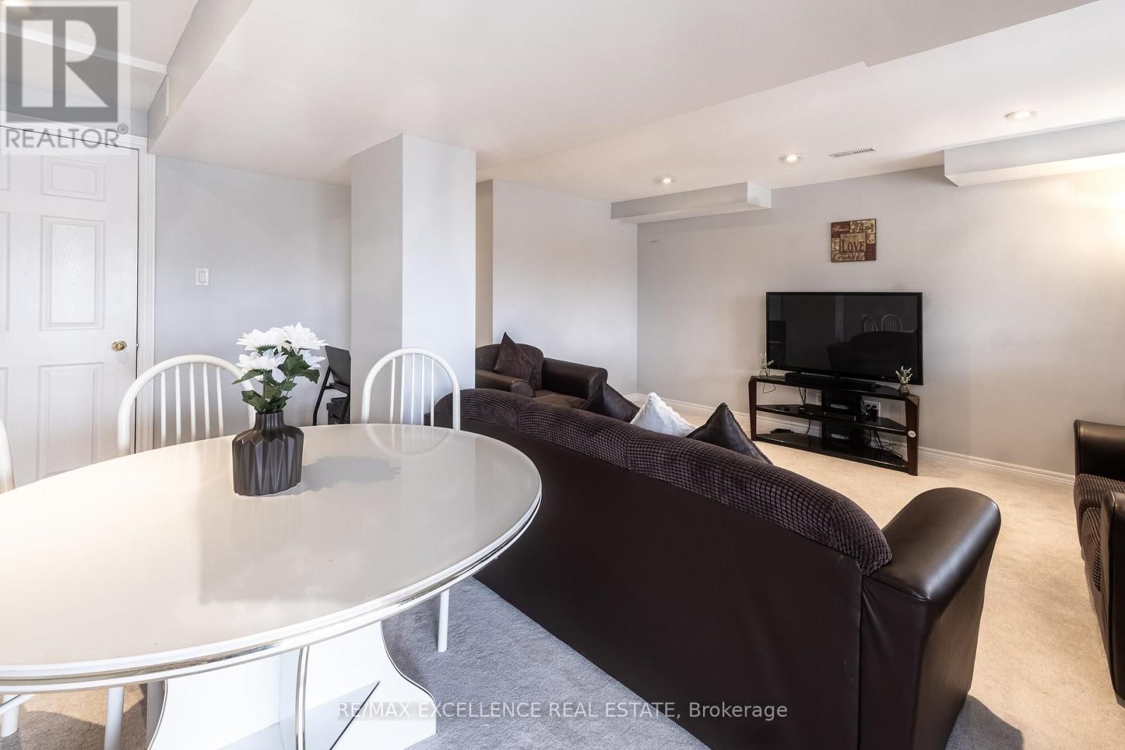 99 ROCKGARDEN TRAIL Image 26