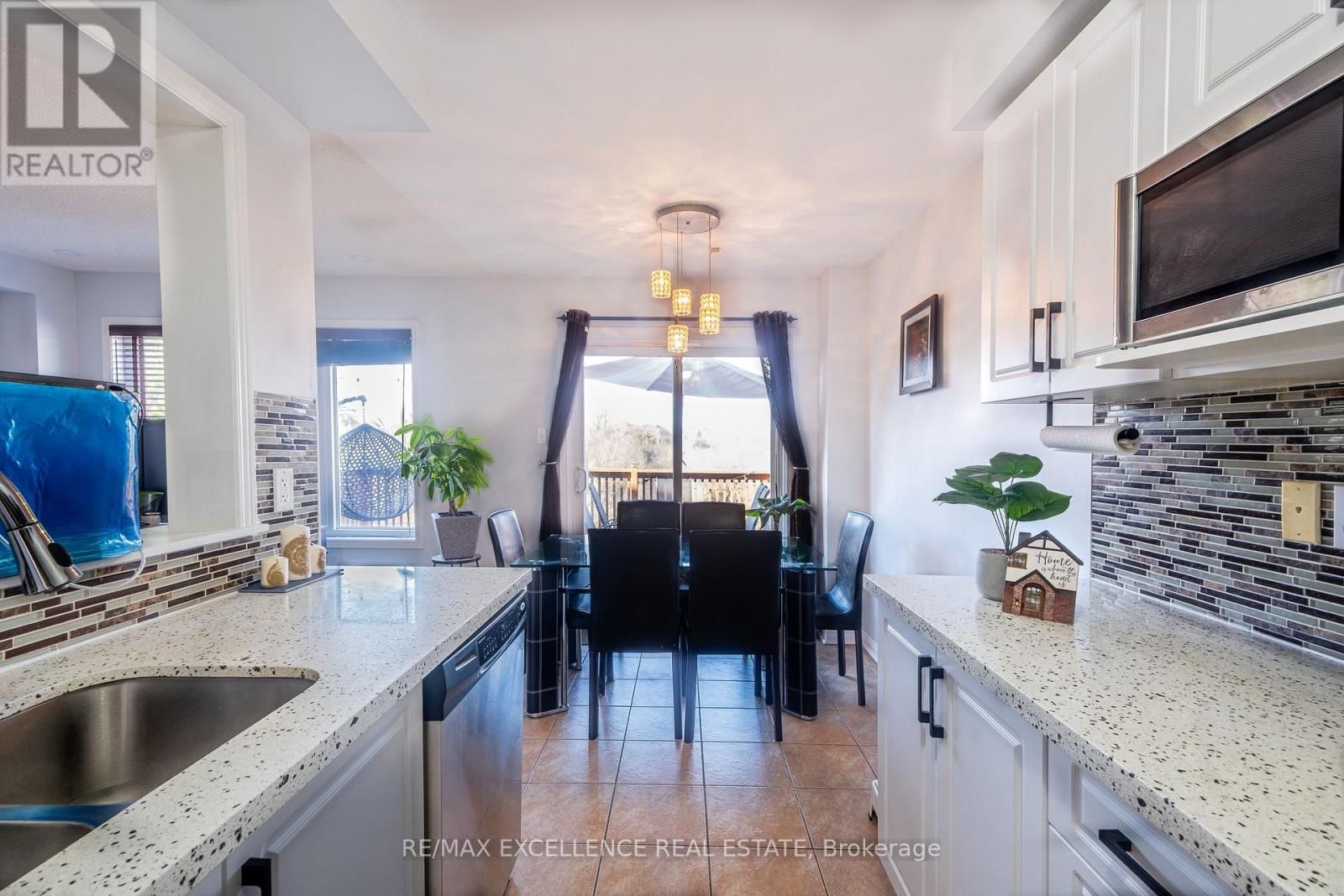 99 ROCKGARDEN TRAIL Image 9