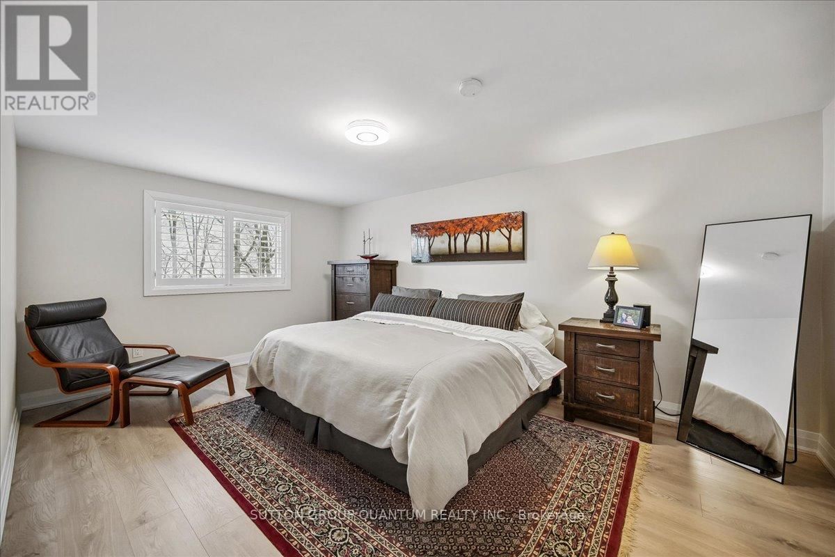 1120 MONTGOMERY DRIVE Image 24