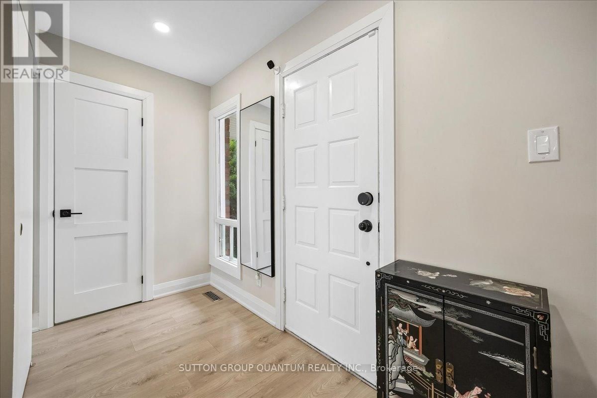 1120 MONTGOMERY DRIVE Image 6