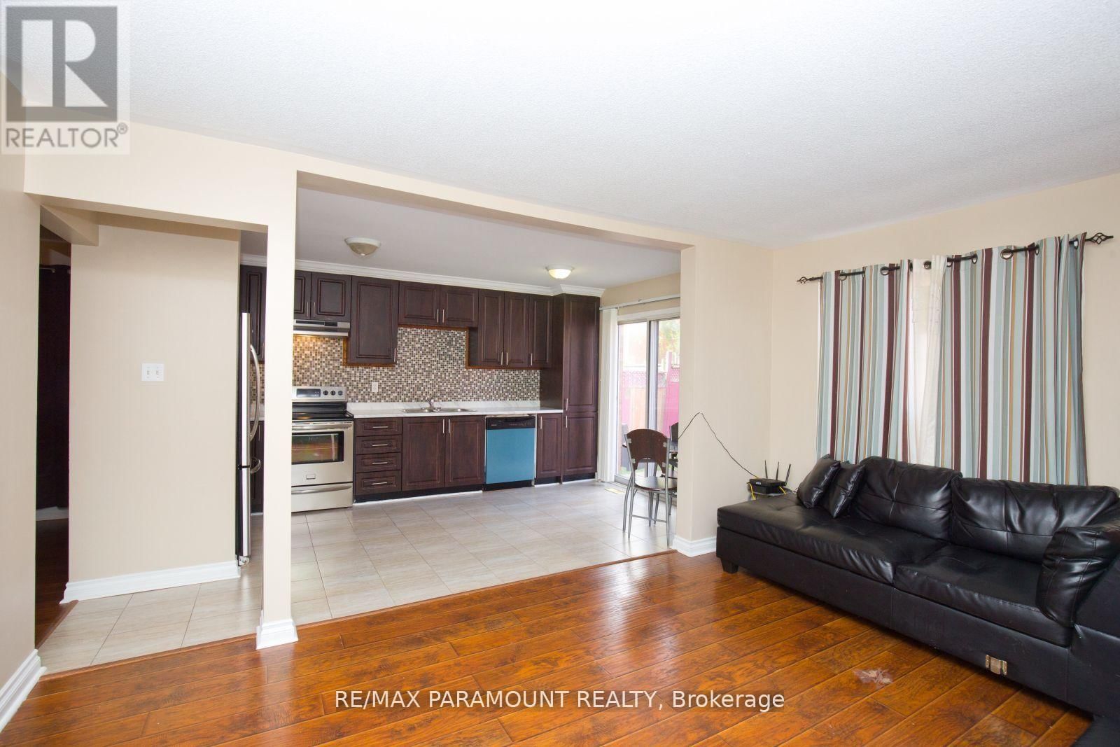 Upper - 29 MUIRLAND CRESCENT Image 10