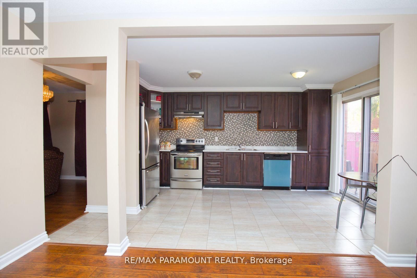 Upper - 29 MUIRLAND CRESCENT Image 11