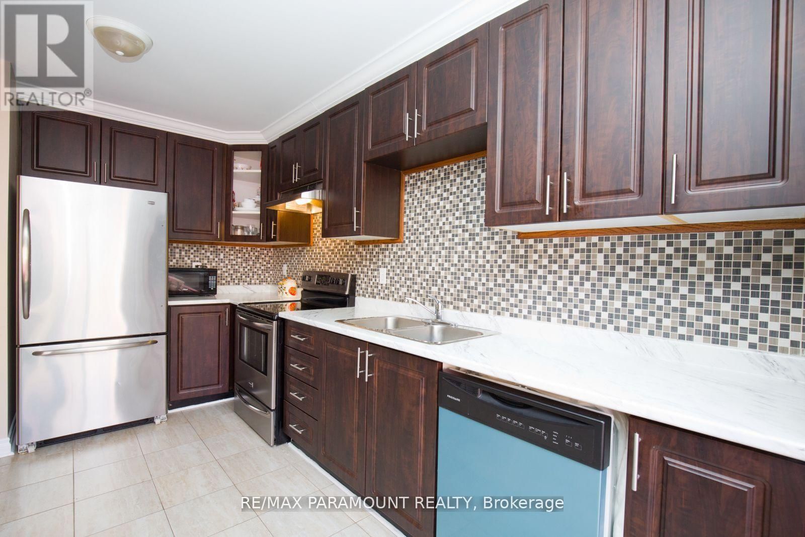 Upper - 29 MUIRLAND CRESCENT Image 14