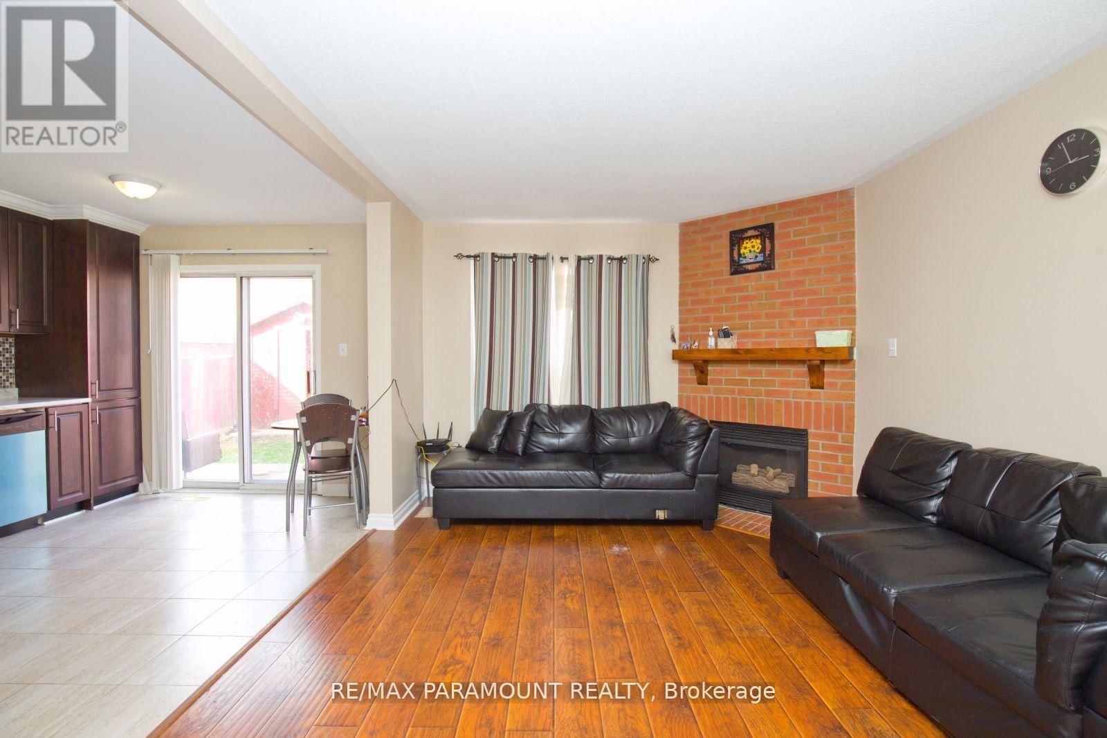 Upper - 29 MUIRLAND CRESCENT Image 9