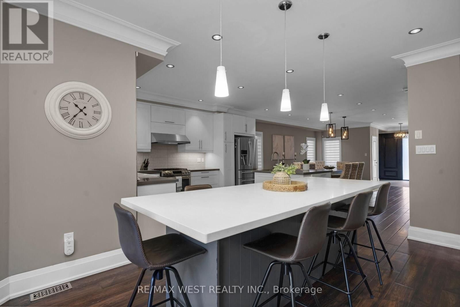 99 GRAY PARK DRIVE Image 14