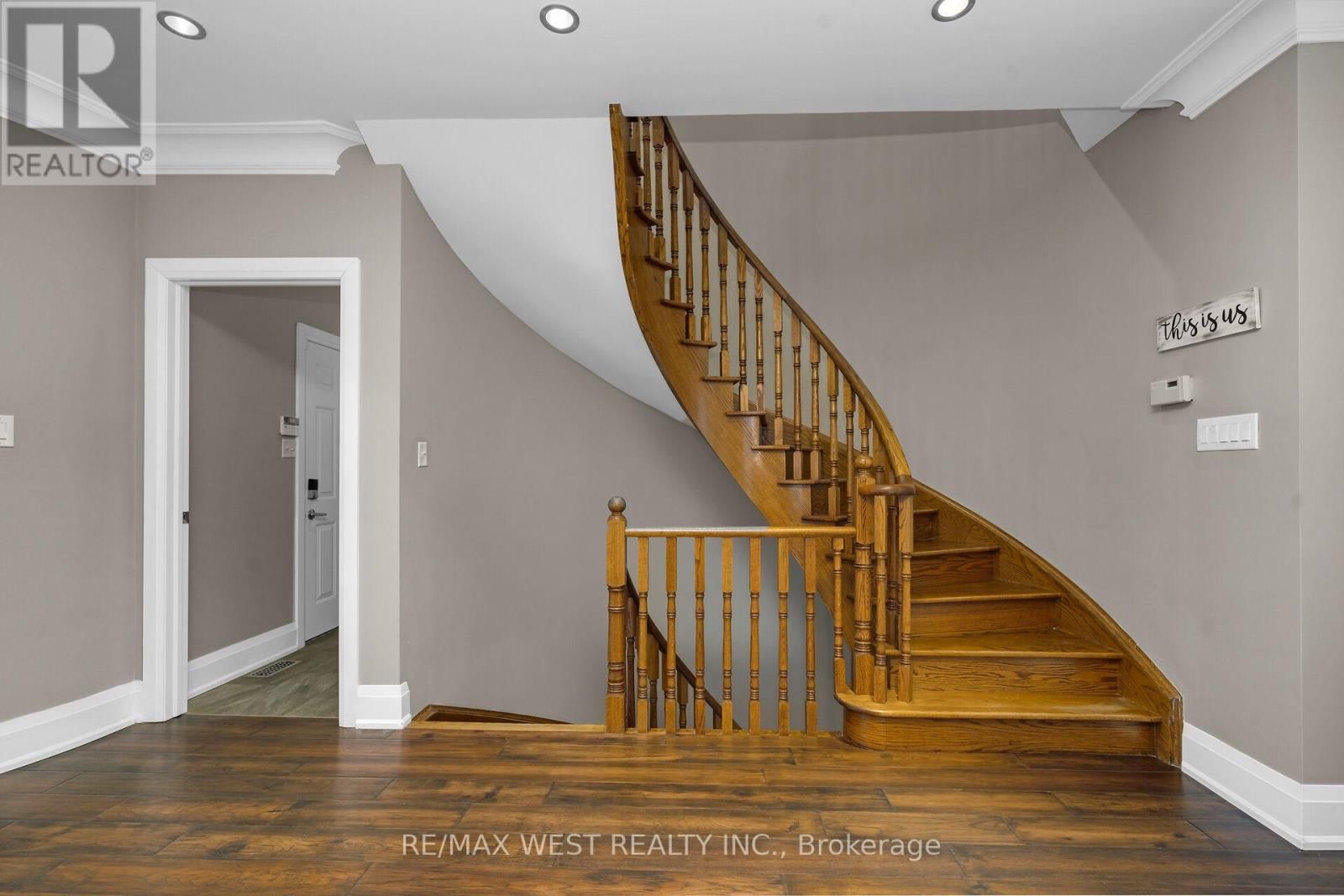 99 GRAY PARK DRIVE Image 25