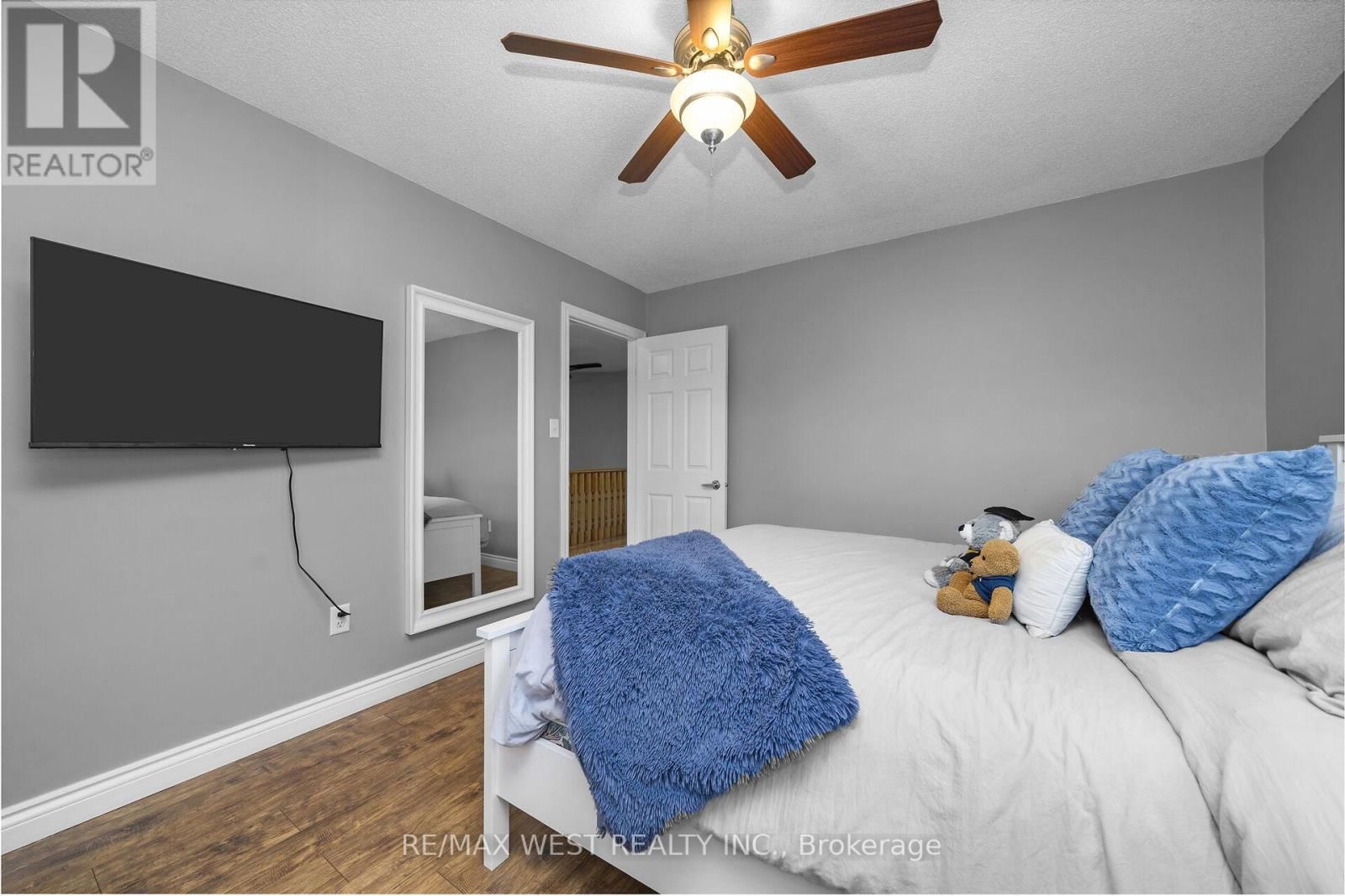 99 GRAY PARK DRIVE Image 32