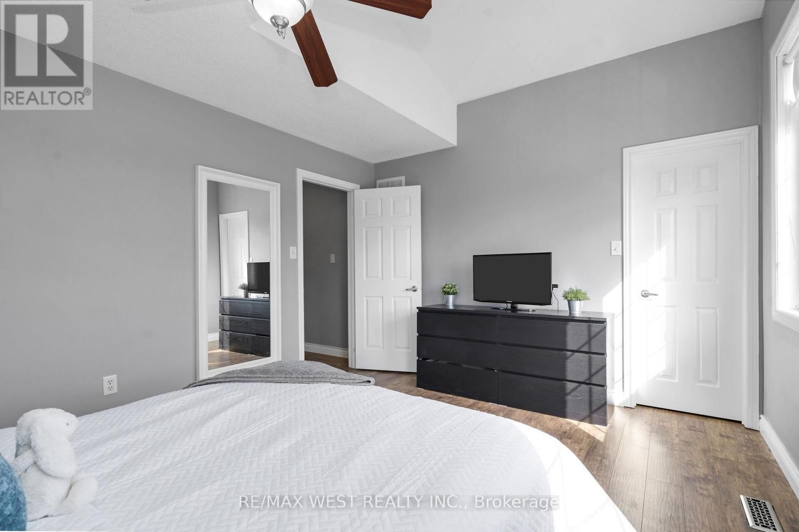 99 GRAY PARK DRIVE Image 34