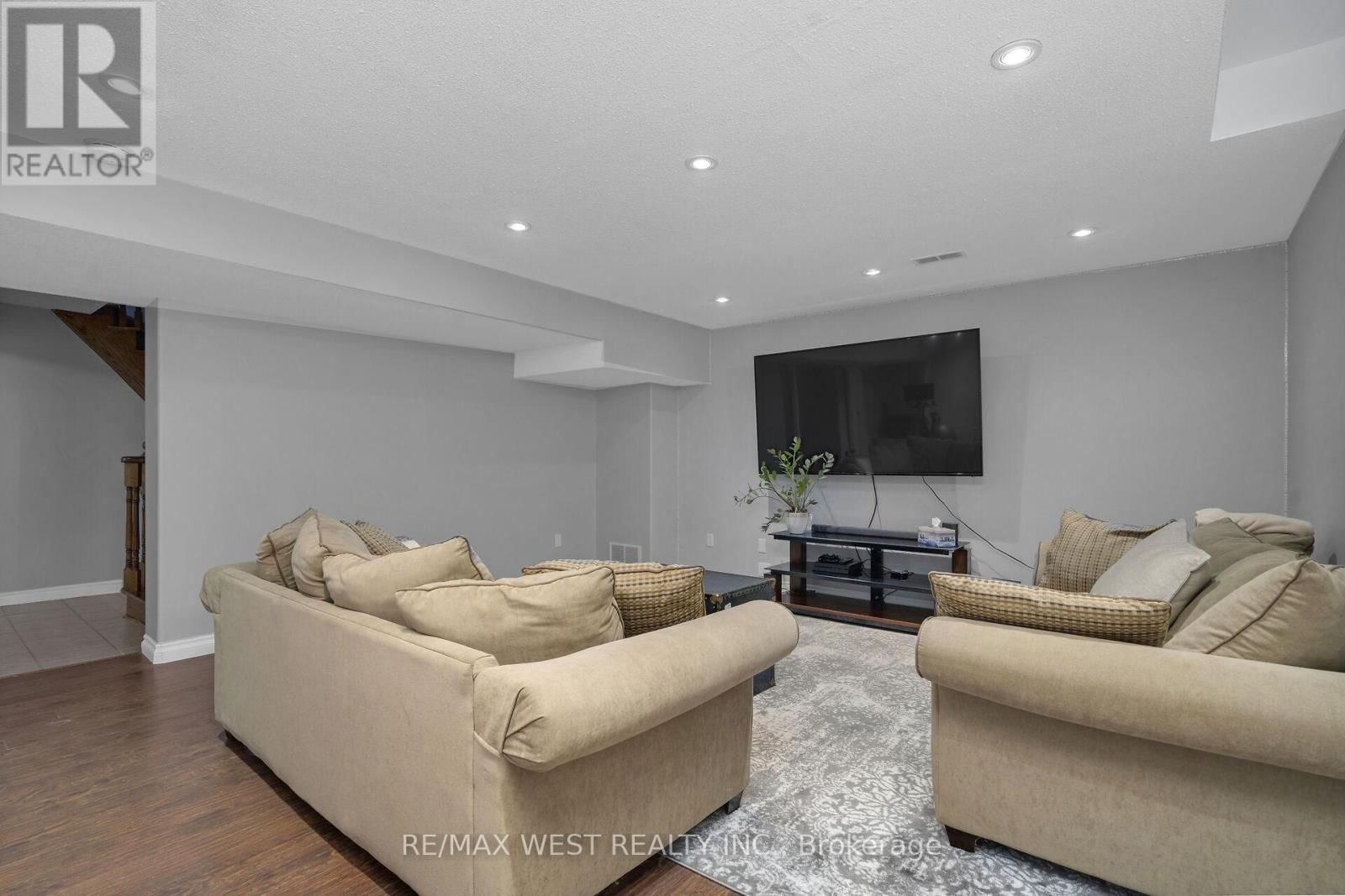 99 GRAY PARK DRIVE Image 40