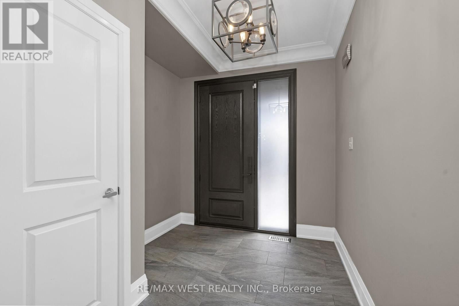 99 GRAY PARK DRIVE Image 6