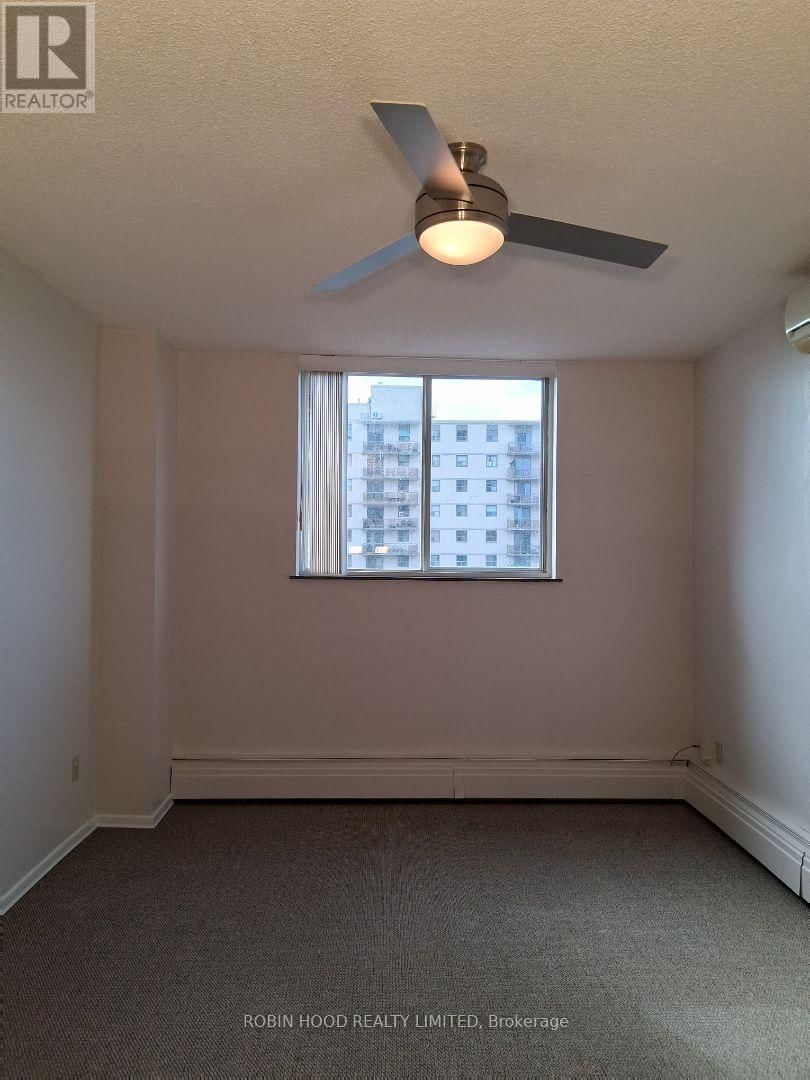 605 - 975 WARWICK COURT Image 9