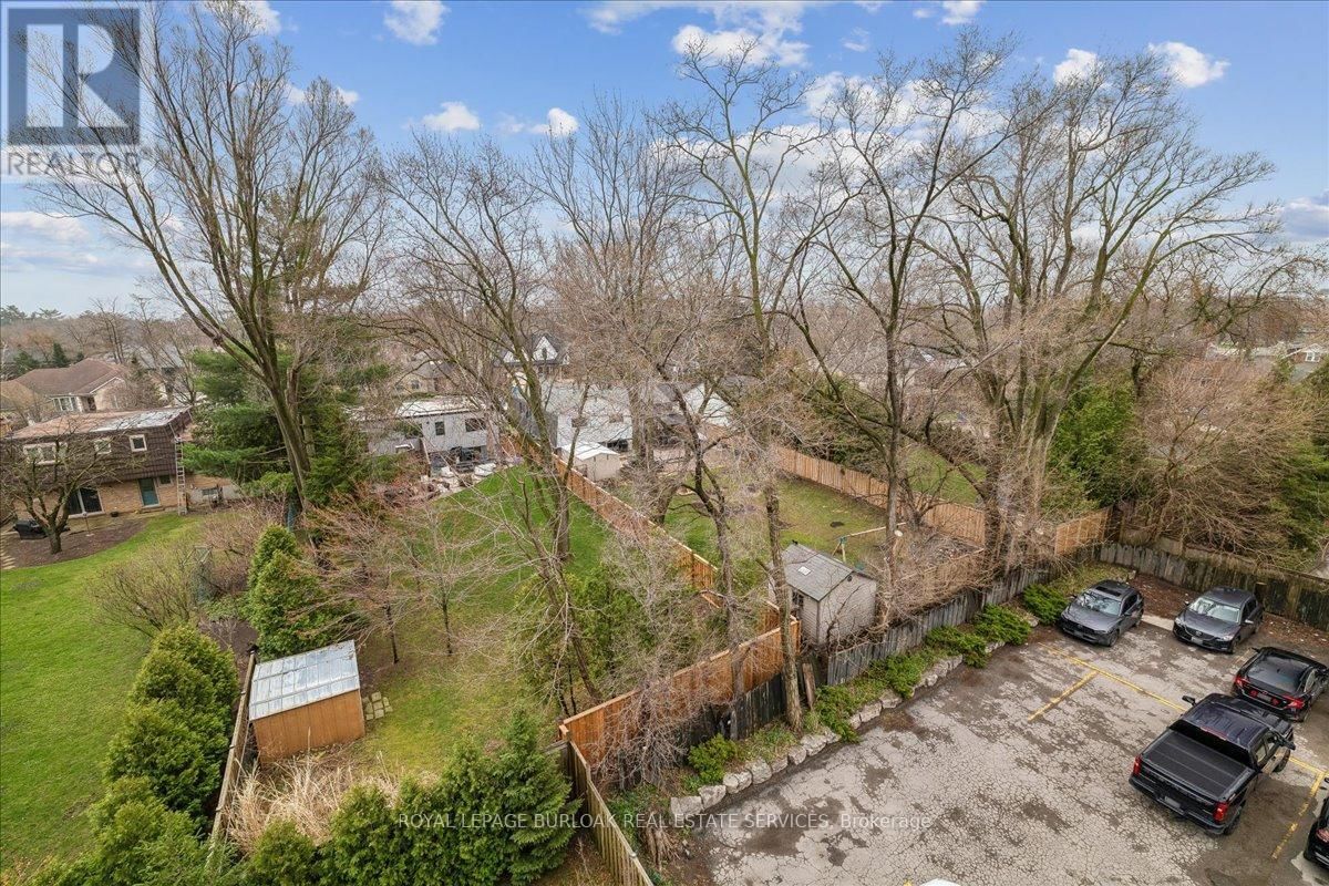 408 - 34 PLAINS ROAD EAST Image 22