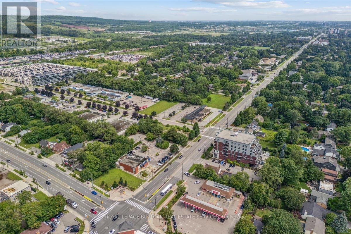 408 - 34 PLAINS ROAD EAST Image 47