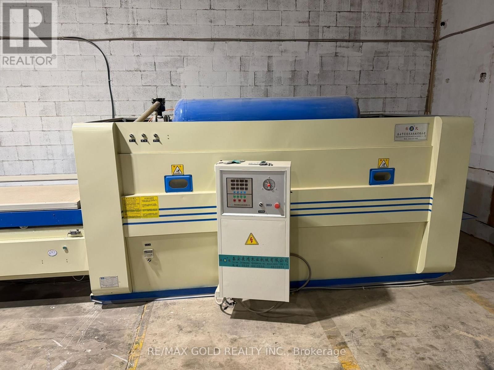 15-16 - 1645 SISMET ROAD Image 15