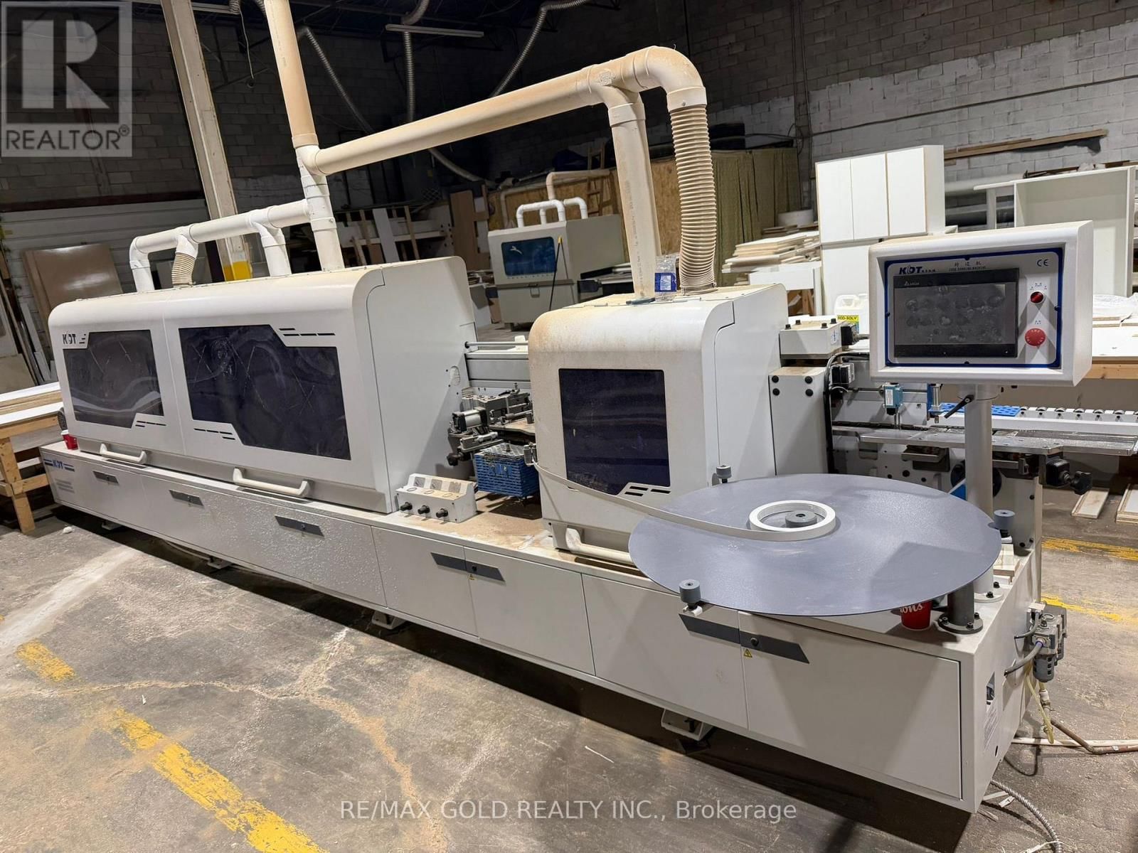 15-16 - 1645 SISMET ROAD Image 2