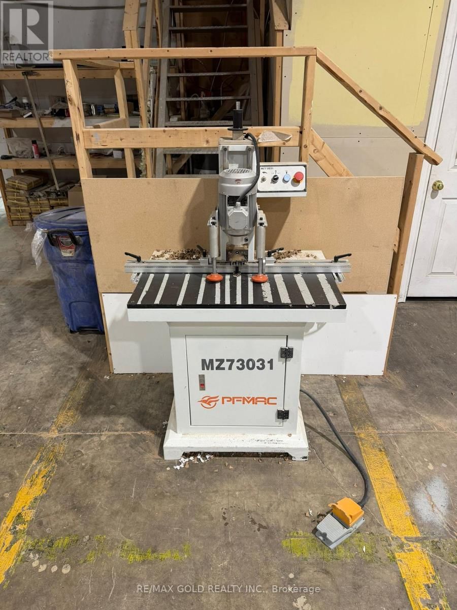 15-16 - 1645 SISMET ROAD Image 20