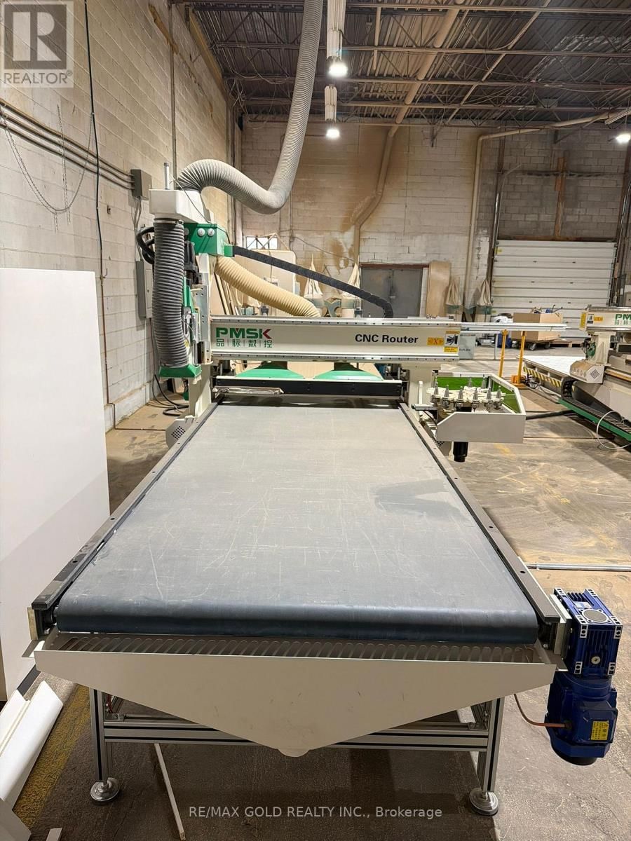 15-16 - 1645 SISMET ROAD Image 4