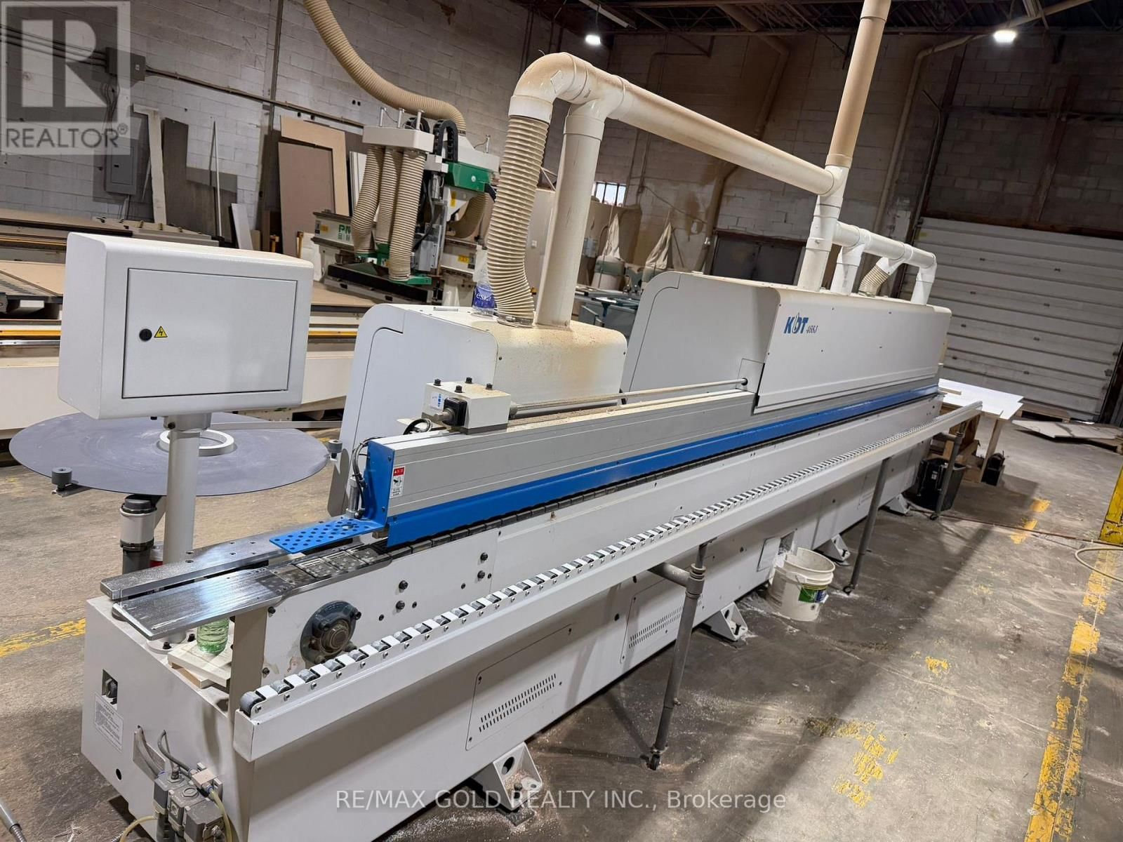 15-16 - 1645 SISMET ROAD Image 7