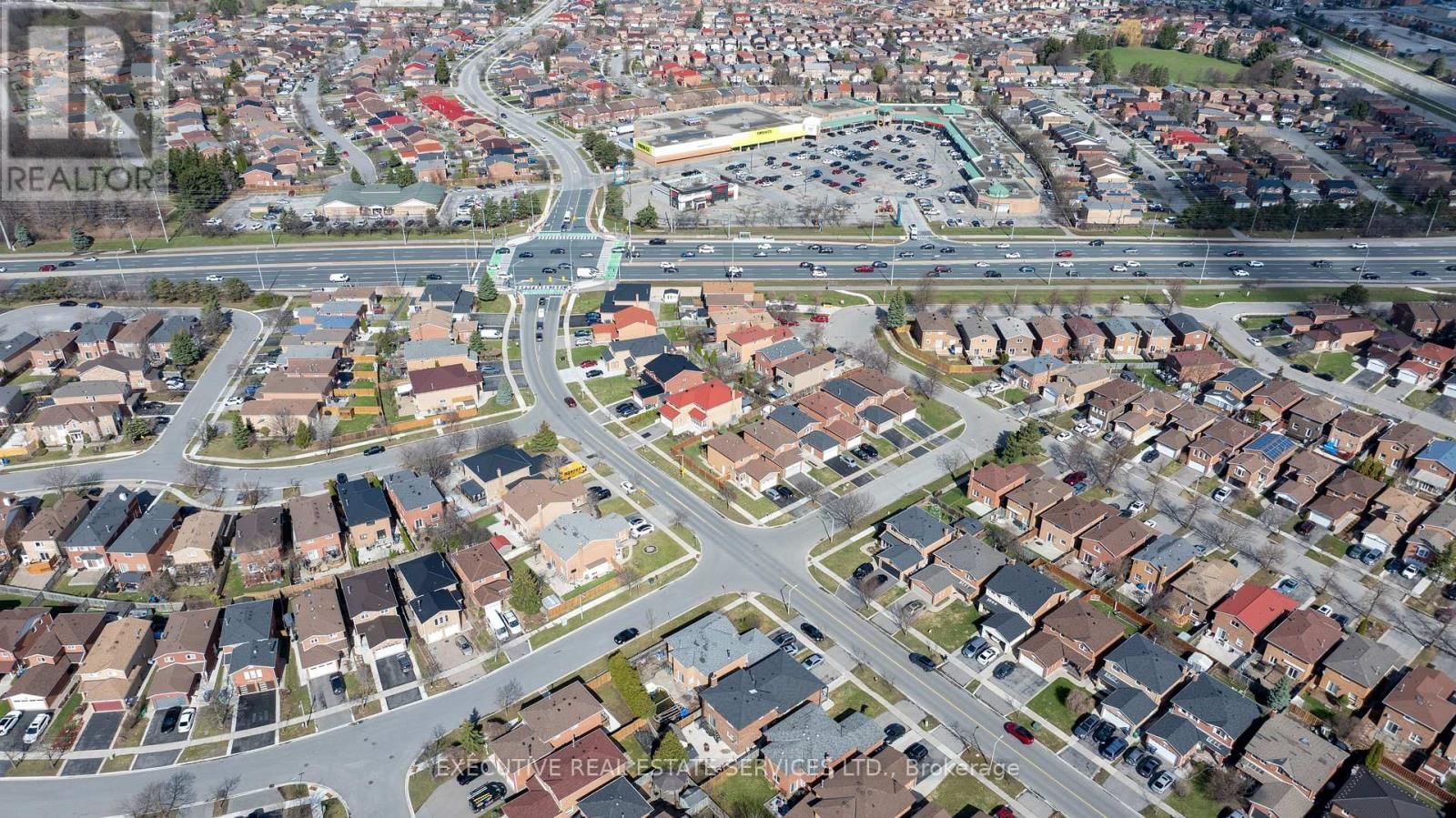 90 HINCHLEY WOOD GROVE Image 36