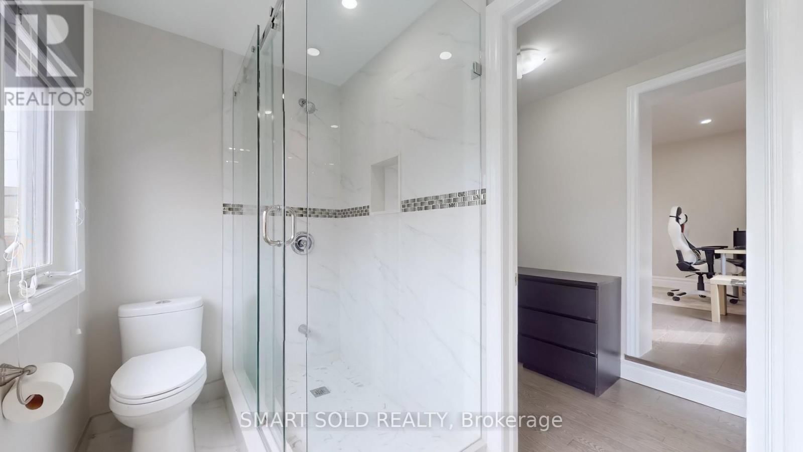 1040 OSSINGTON AVENUE Image 16