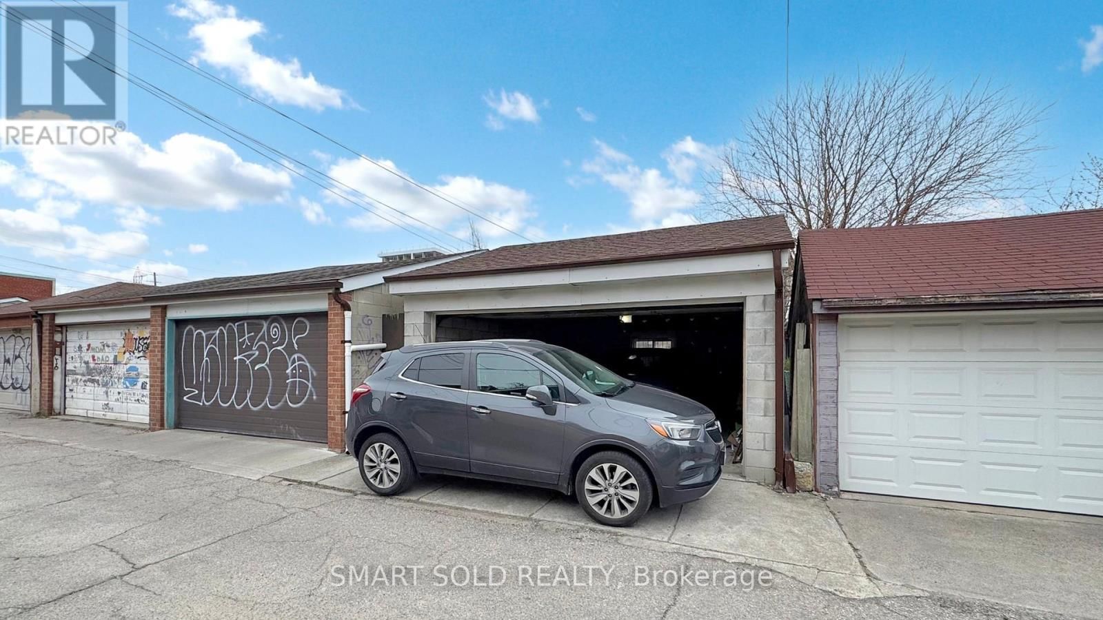 1040 OSSINGTON AVENUE Image 29