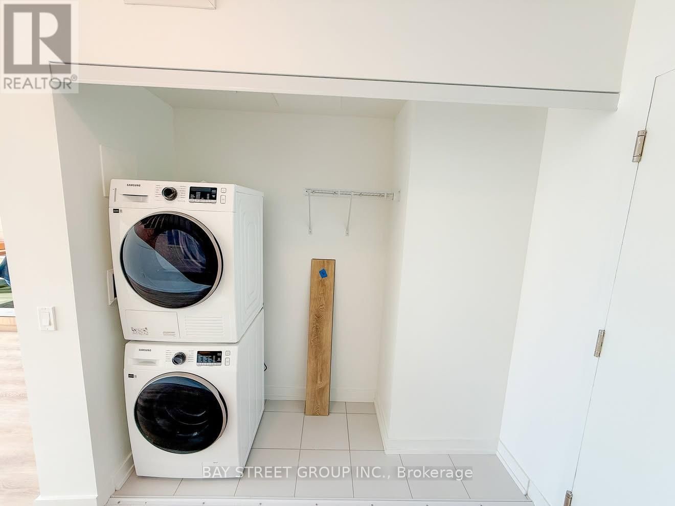 PH7 - 6 CHARTWELL ROAD Image 7