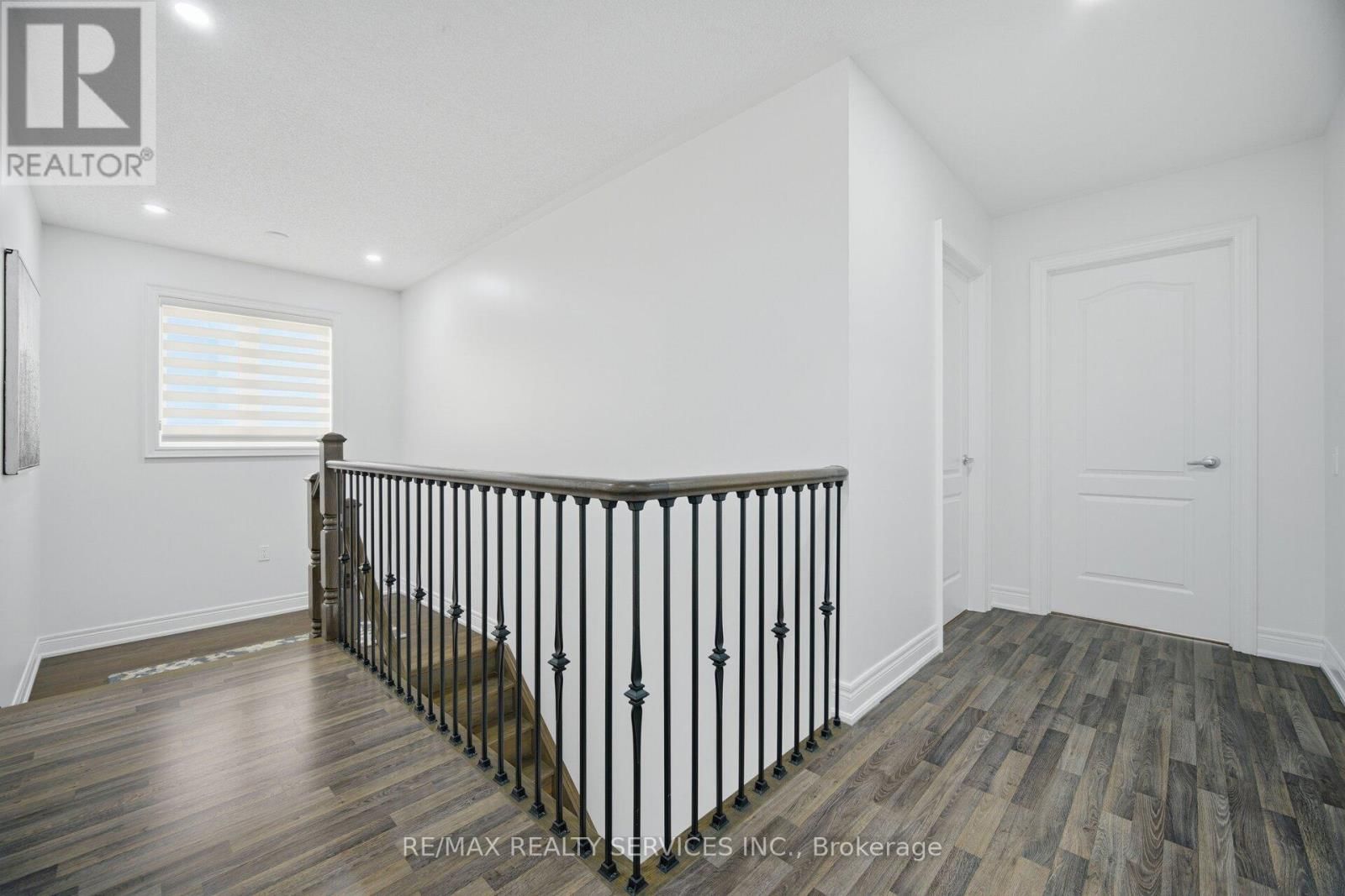 38 BLACKBERRY VALLEY CRESCENT Image 23