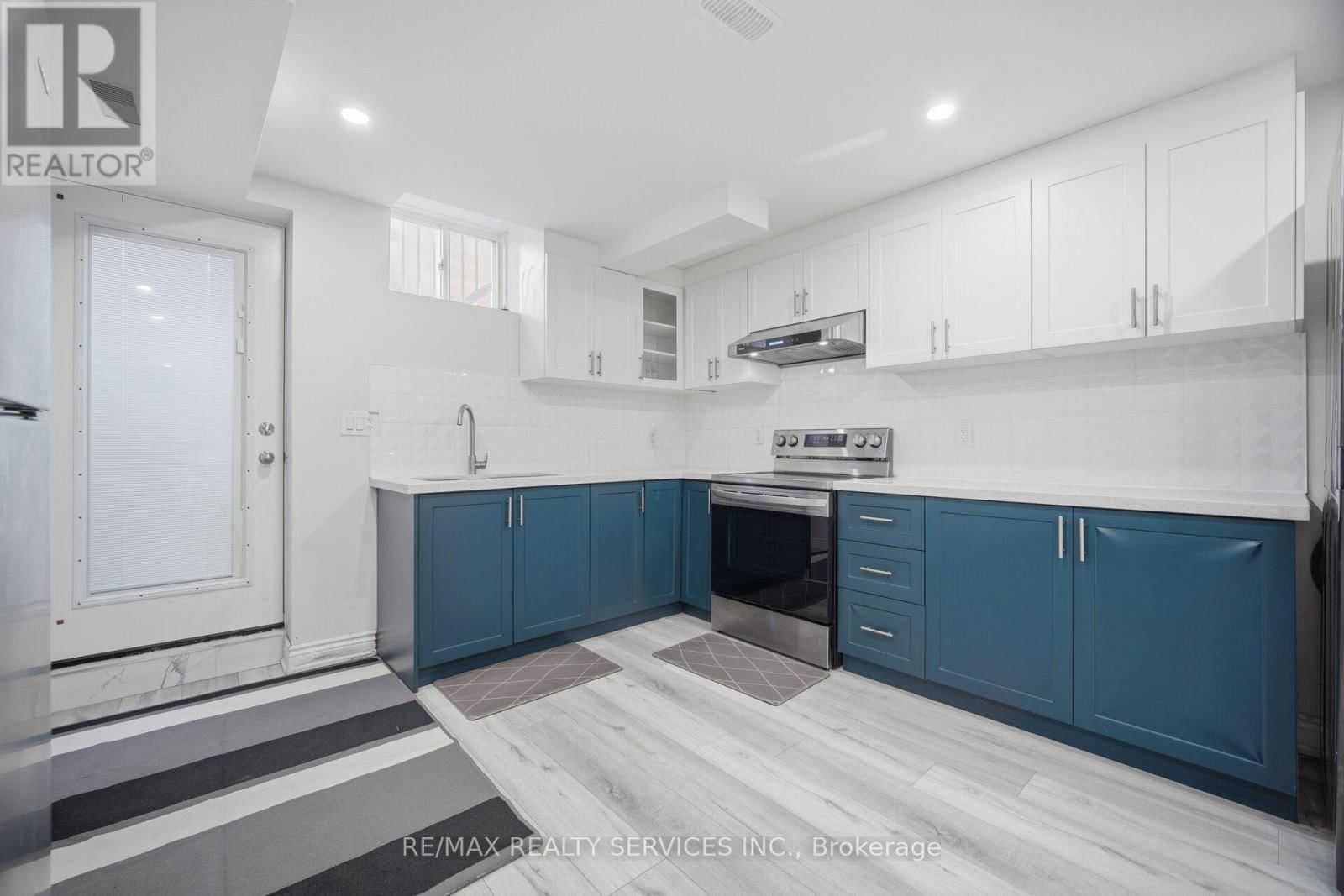 38 BLACKBERRY VALLEY CRESCENT Image 36