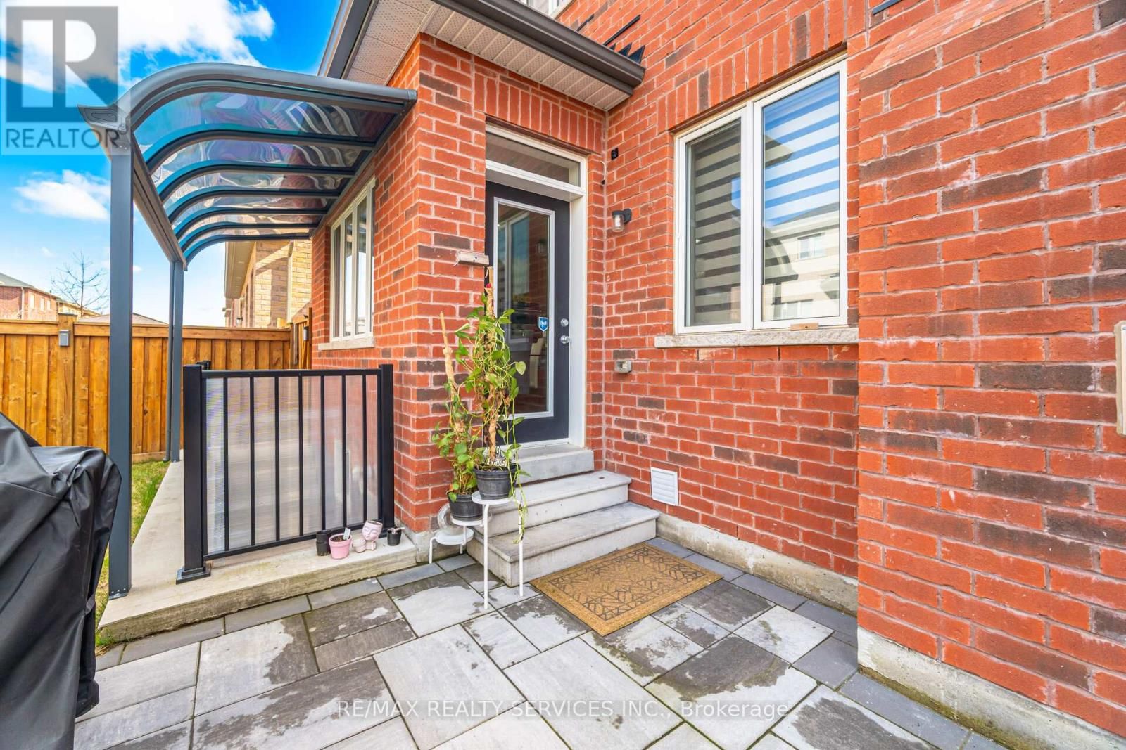 38 BLACKBERRY VALLEY CRESCENT Image 42