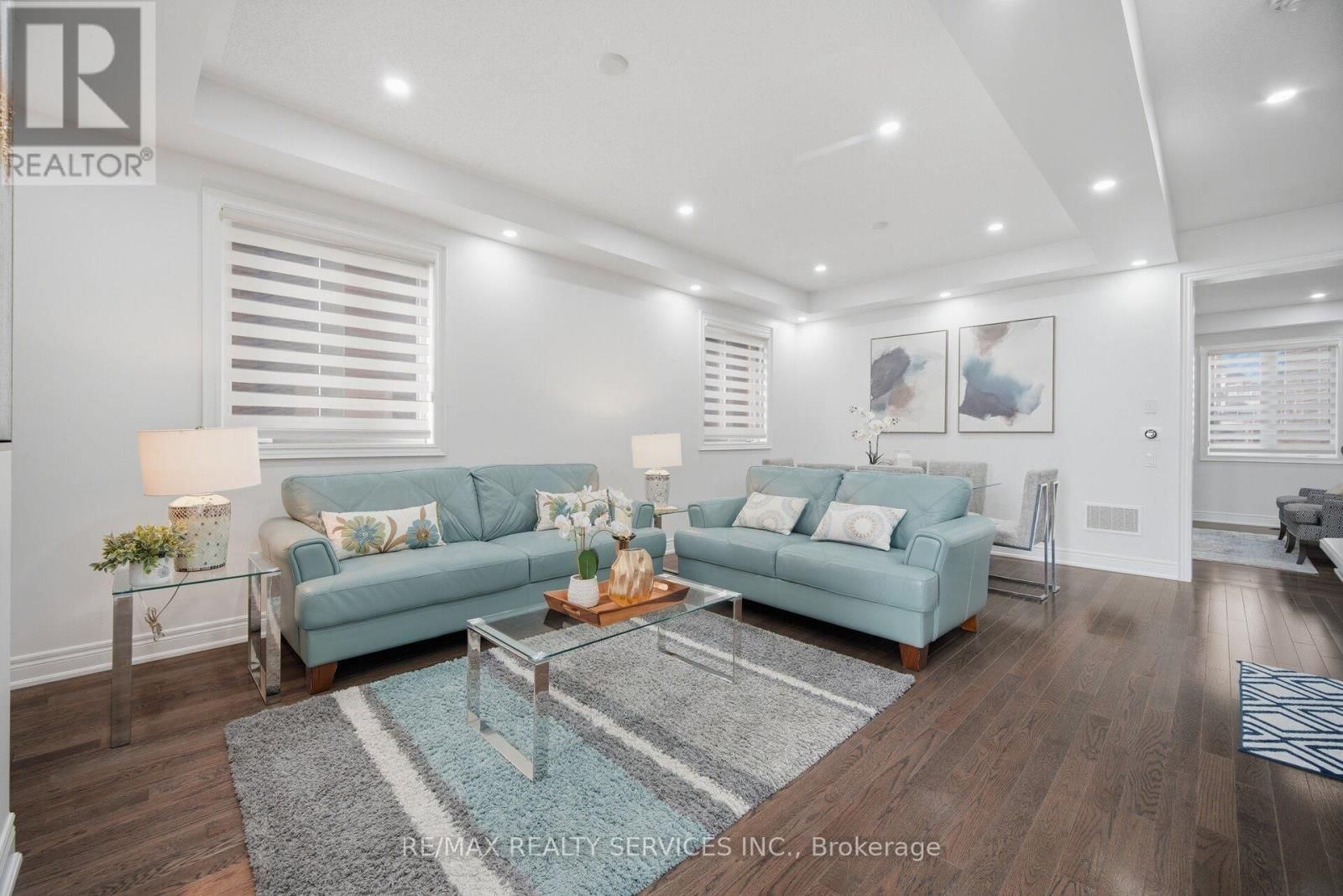 38 BLACKBERRY VALLEY CRESCENT Image 6